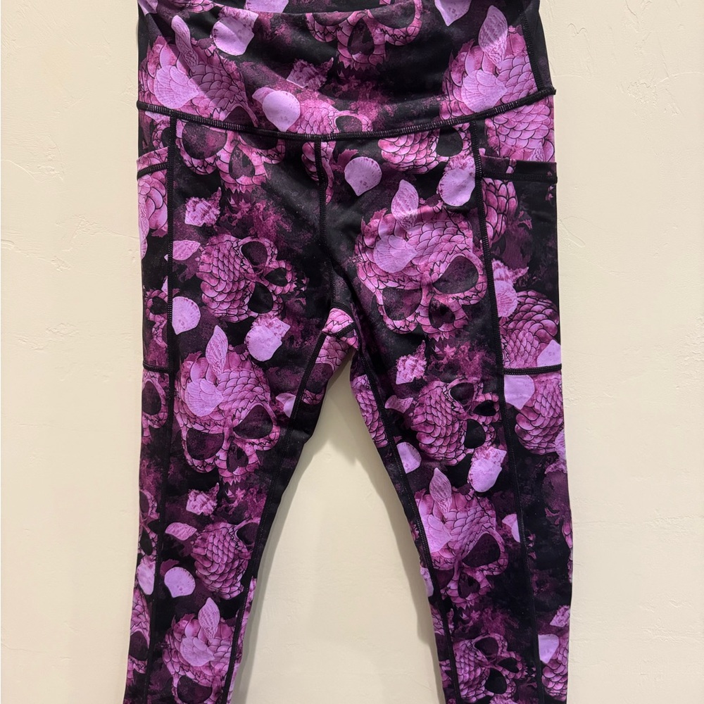 CVG Purple Mermaid Skulls Capri Leggings